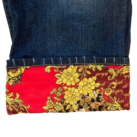 Baby Phat Y2K Denim Capri Low Rise Red Satin Cropped Jeans Size 13 - Picture 8 of 11